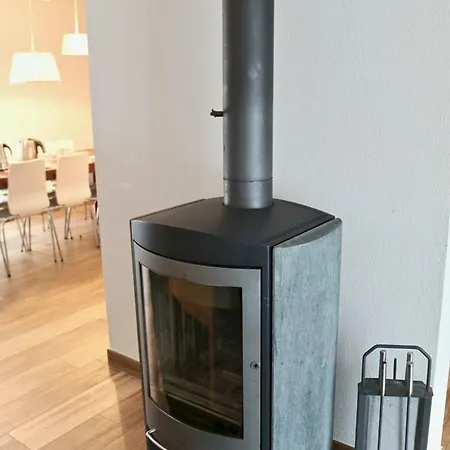 Chalet Au Centre D'ovronnaz - Mitoyen Ovronnaz