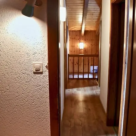 Chalet Au Centre D'ovronnaz - Mitoyen *