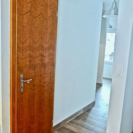 Chalet Au Centre D'ovronnaz - Mitoyen *