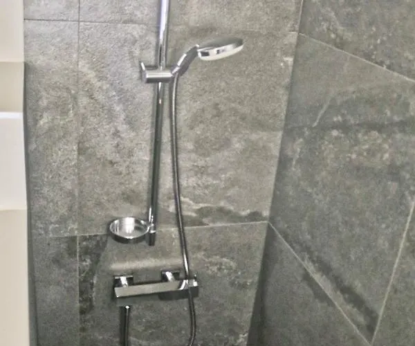 Chalet Au Centre D'ovronnaz - Mitoyen *